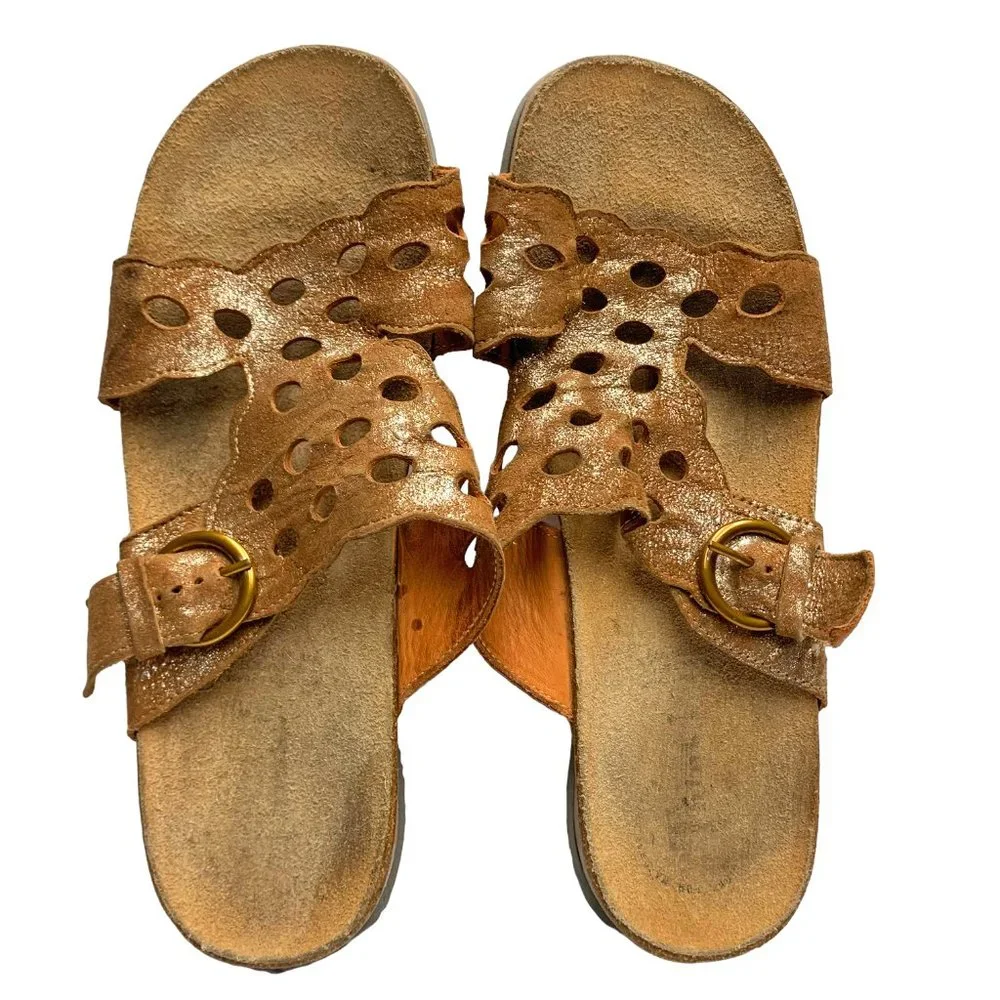 THINK! Mizzi Frosted‎ Leather T Strap Cut Out Buckle Sandals